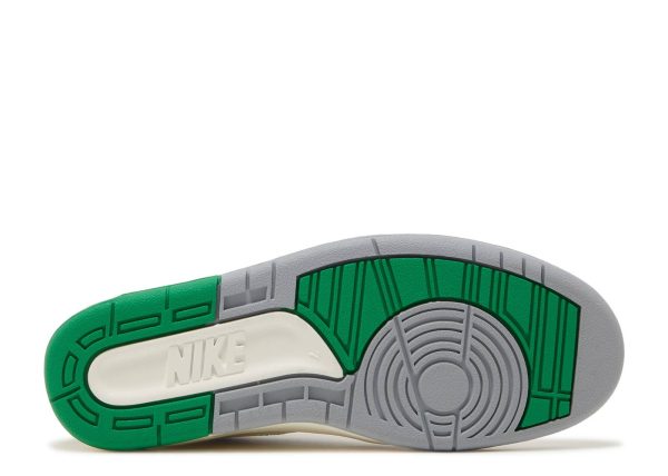 AIR JORDAN 2 RETRO GS 'LUCKY GREEN' - Image 4